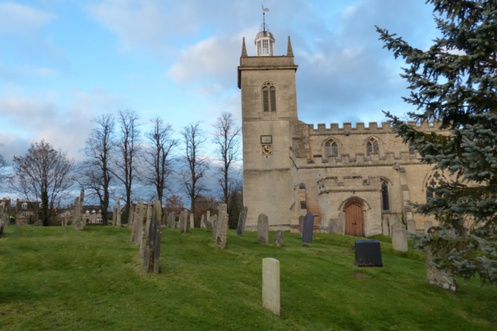 Commonwealth War Grave St. Mary Churchyard #1