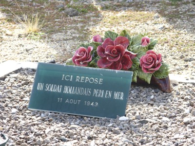 Graves Dutch Sailors Saint-Nazaire-sur-Charente #3