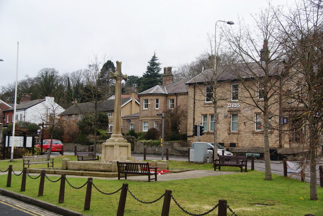 Oorlogsmonument Disley #1