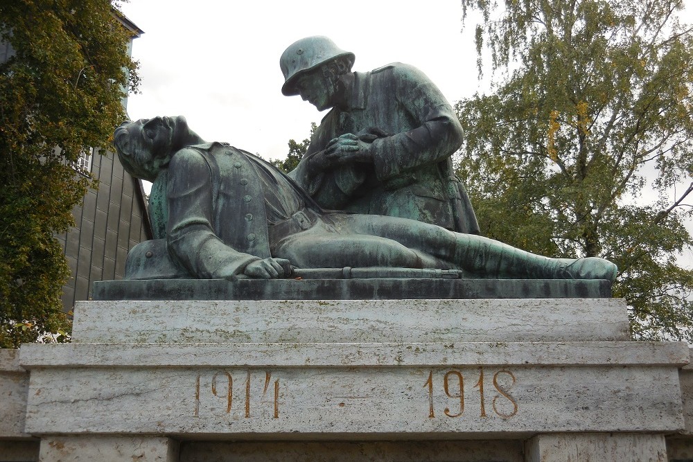 War Memorial Bergen #2