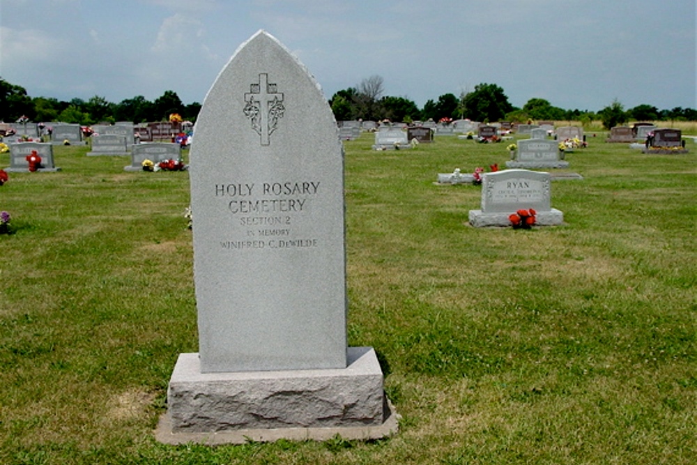 Amerikaans Oorlogsgraf Holy Rosary Cemetery #1