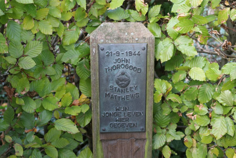 Memorial Olland 21-09-1944 #2