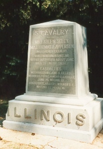 Monument 5th Illinois Cavalry (Union)
