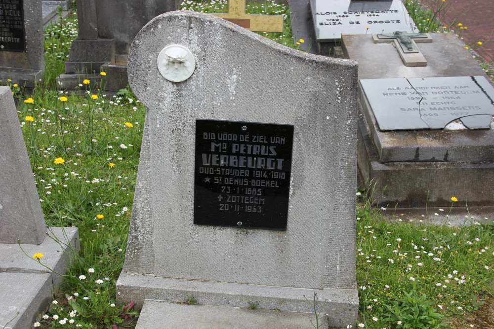 Belgische Graven Oudstrijders Sint-Blasius-Boekel