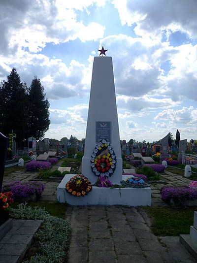 Sovjet Oorlogsgraven Ustyluh