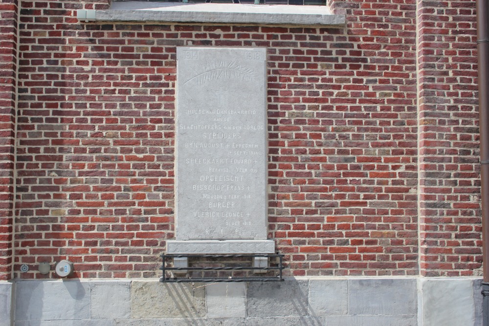 War Memorial Sint-Martens-Leerne #1