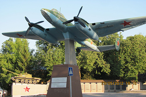 Petlyakov Pe-2 Bomber #1