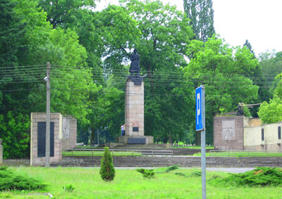 Soviet War Cemetery for Officers Cybinka #2