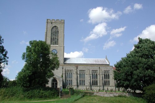 Commonwealth War Graves All Saints Churchyard