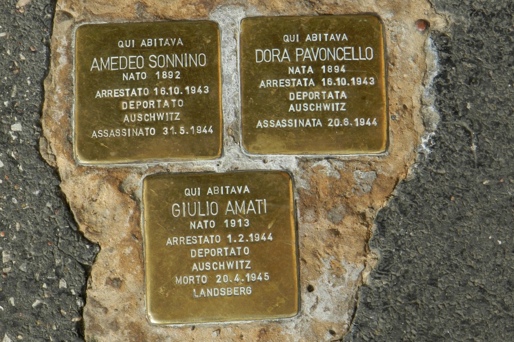 Stolpersteine Via Catalana 1