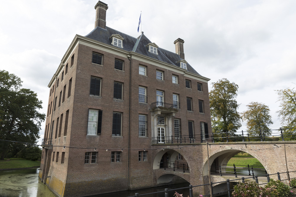 Castle Amerongen #1