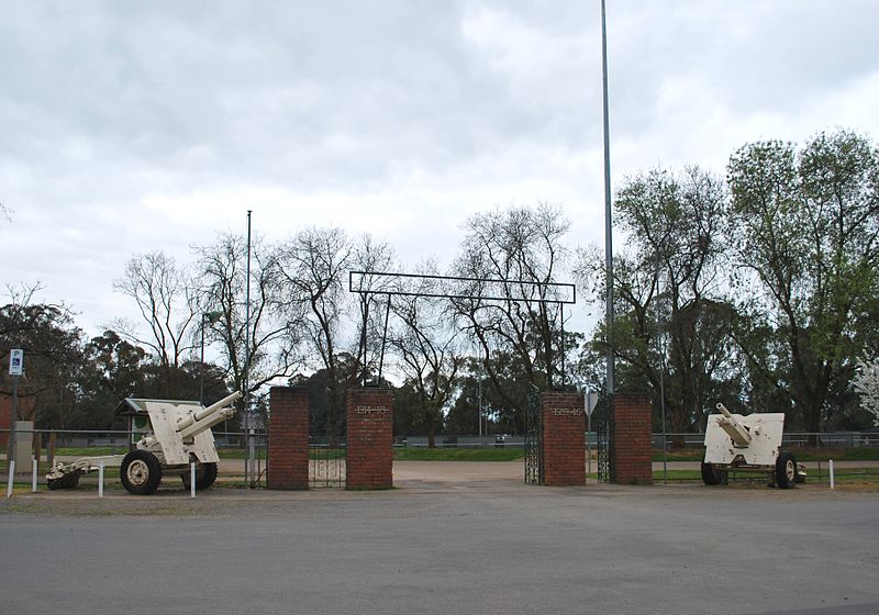 War Memorial Gates Violet Town #1