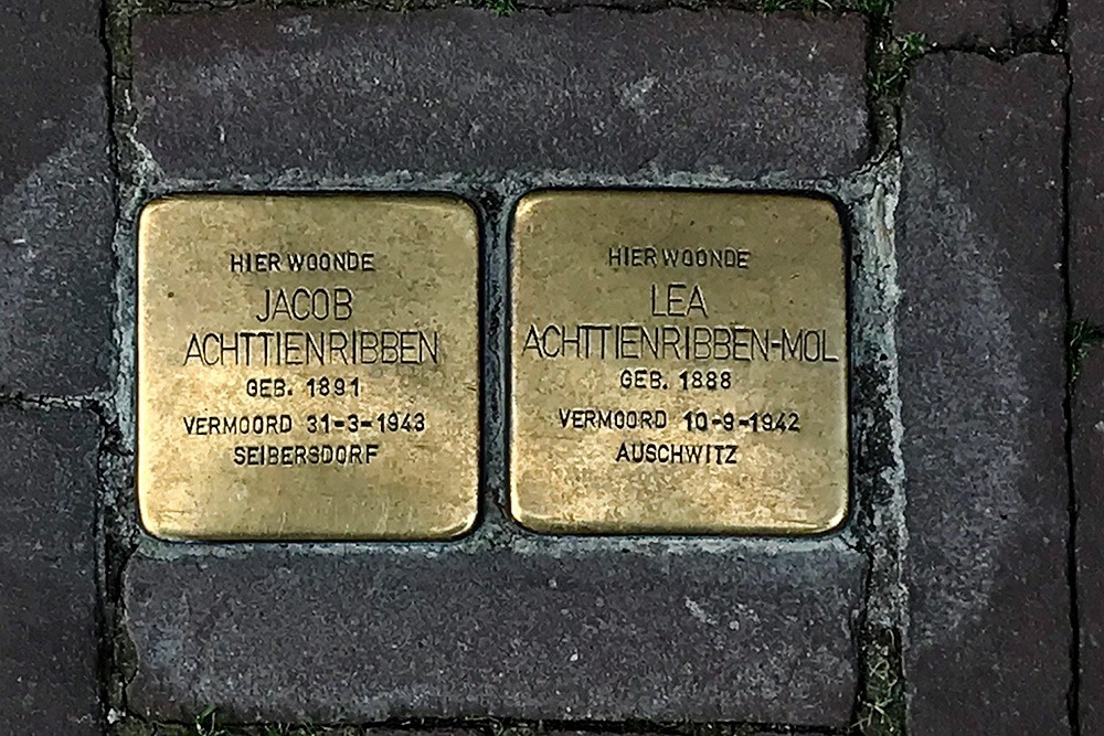 Stolpersteine Gerard Doustraat 174