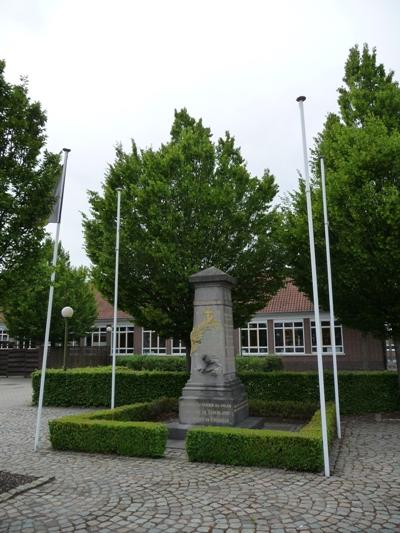 Oorlogsmonument Dilsen #1