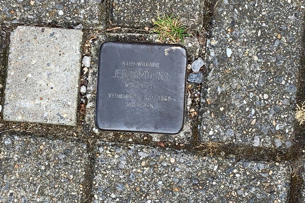 Stumbling Stone Joseph Partounsstraat