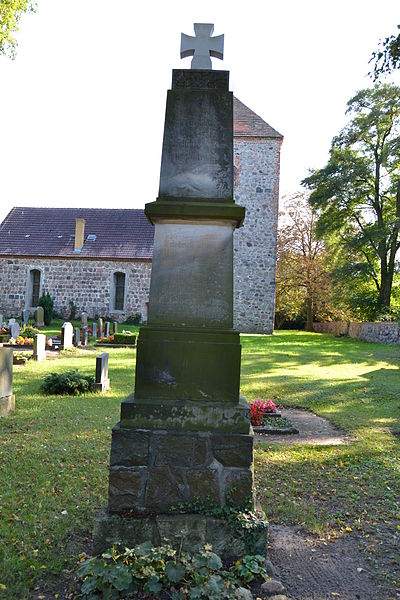 Oorlogsmonument Neuentempel #1