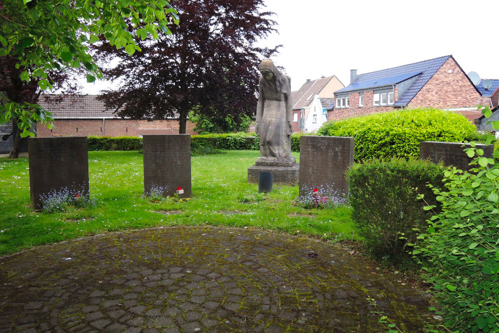 Oorlogsmonument Oberaußem #2