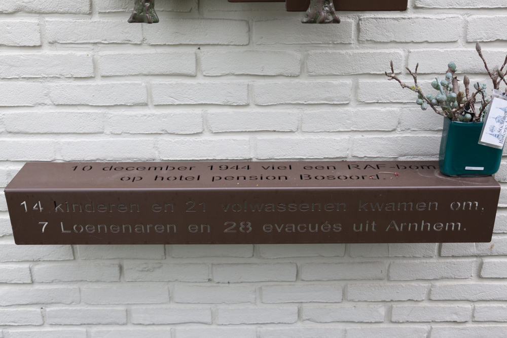 Memorial Bomb Bosoord Hotel #2