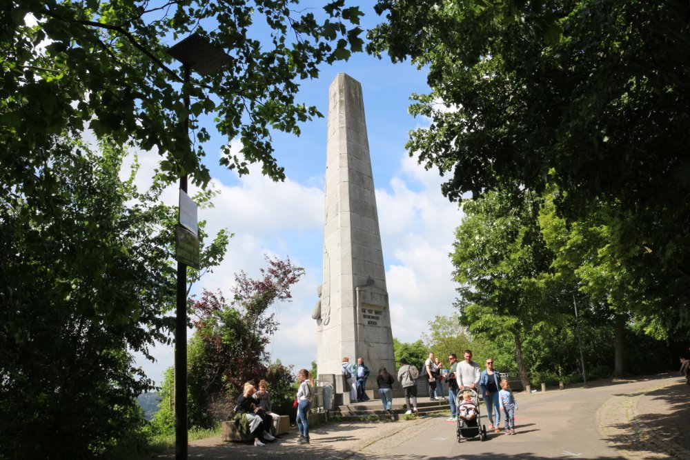 Monument Linieregimenten Veldtochten Lige