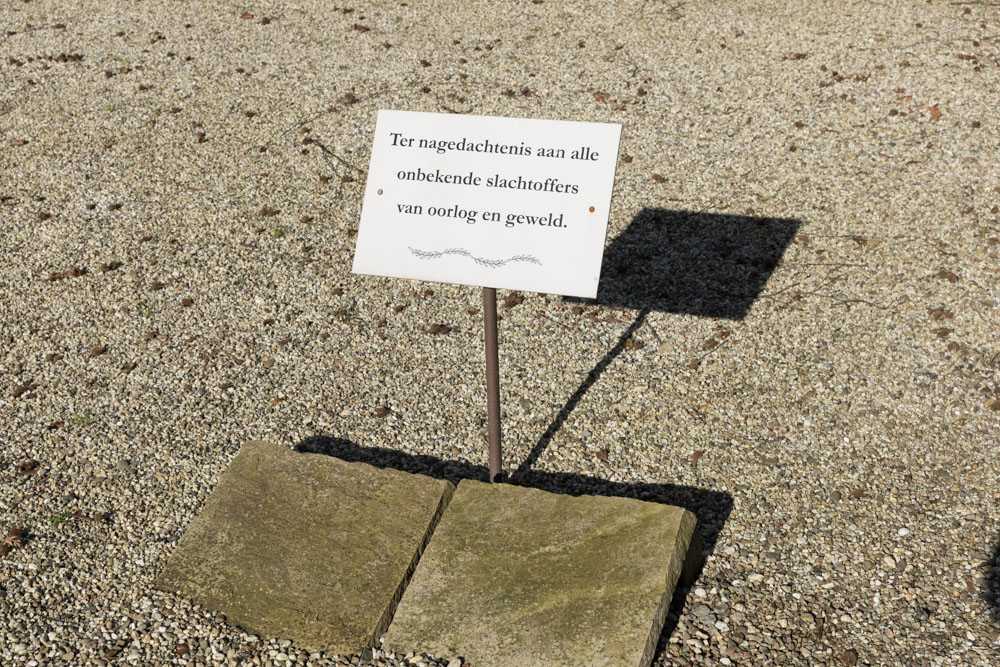 Dutch War Grave Opijnen #5