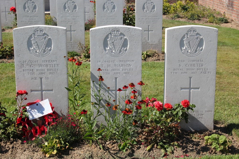 Commonwealth War Cemetery Spanbroekmolen #5