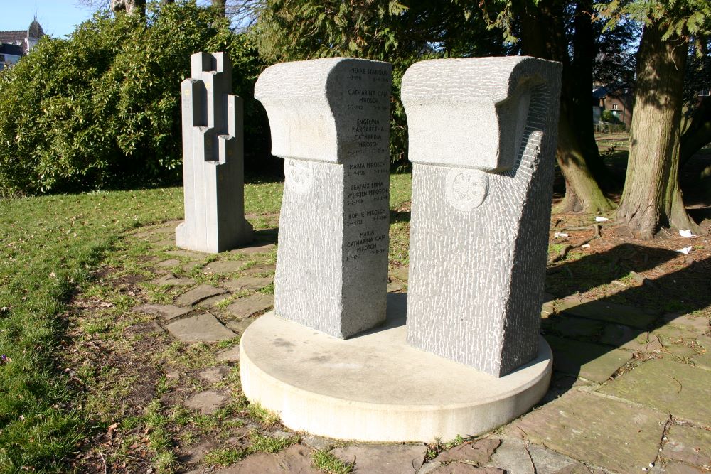 Jewish Monument