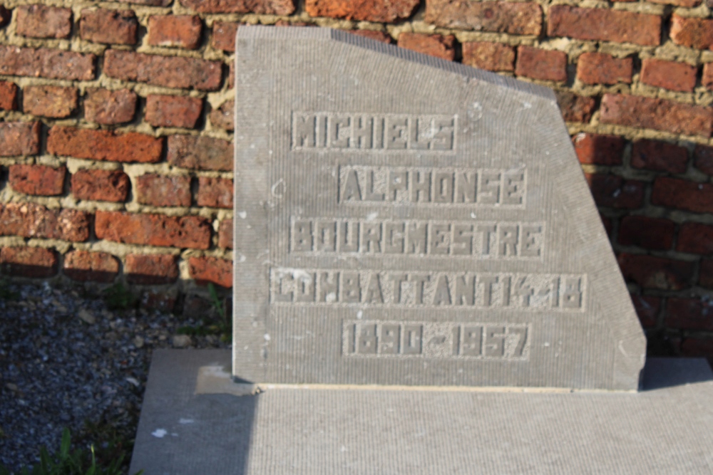 Belgian Graves Veterans Folx-les-Caves #3