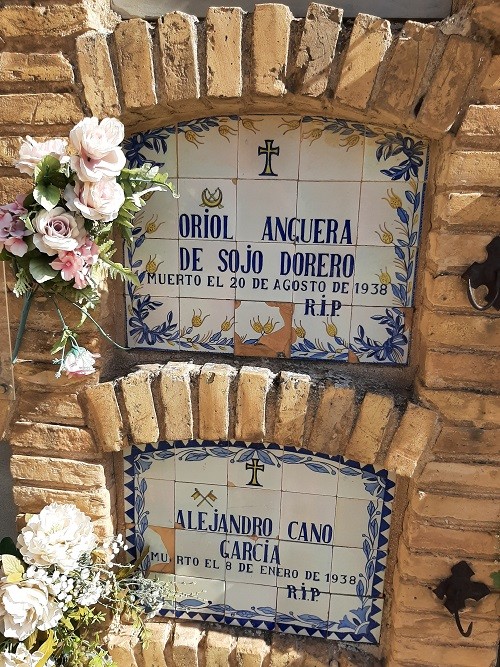 Nationalistische herdenkingskapel Cementerio de Torrero #4