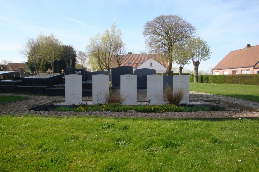 Commonwealth War Graves Nieuwmunster #2