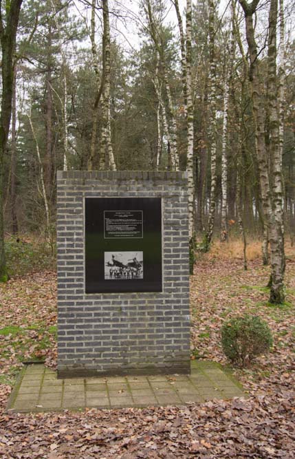 Monument Neergestorte Lancaster Mol-Postel #5