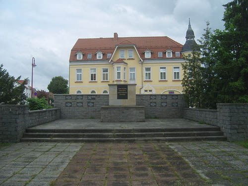 Monument Gesneuvelde Sovjet Soldaten Grorschen #1