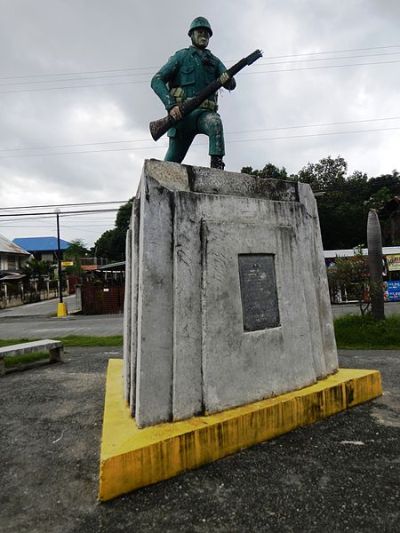 War Memorial Asingan #3