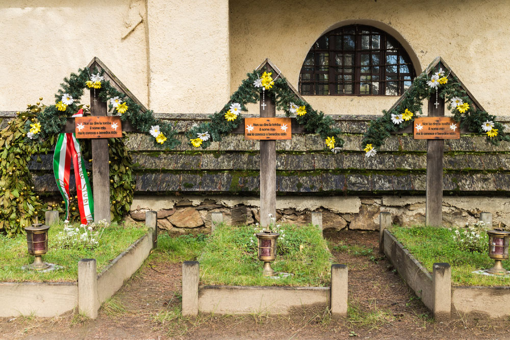 Oostenrijks-Hongaarse Oorlogsbegraafplaats Peio #2