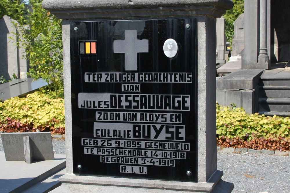 Belgian War Graves Rumbeke #4