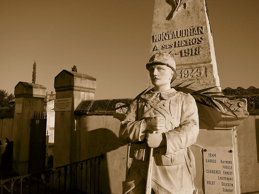 War Memorial Montaudran