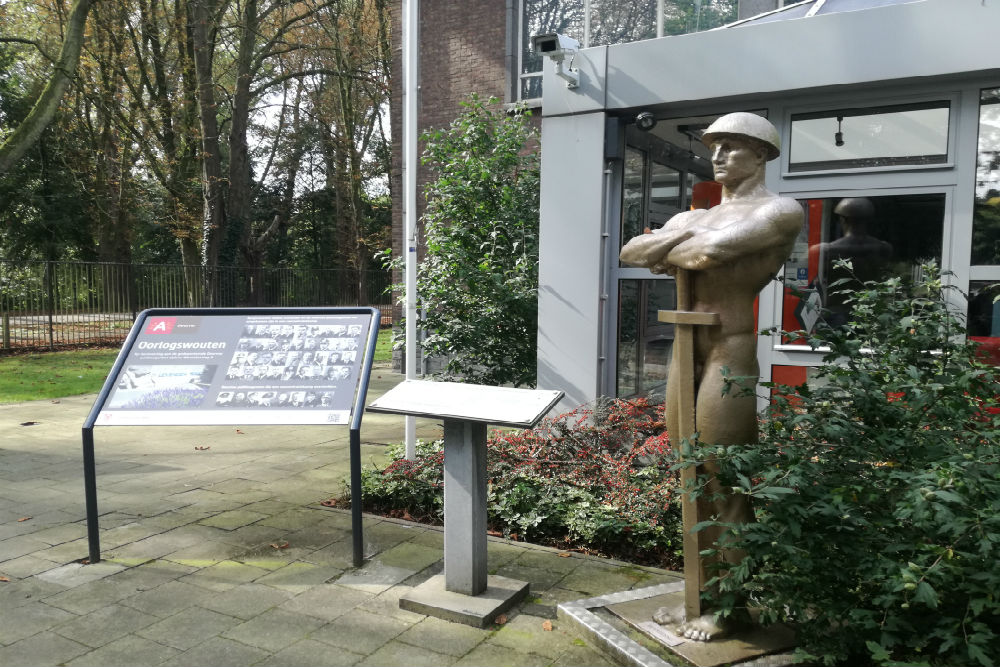 Monument Police corps Deurne Antwerp #1