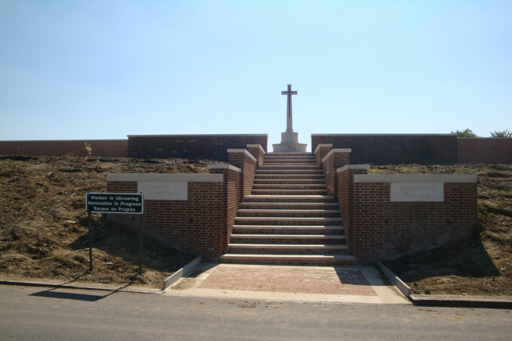 Oorlogsbegraafplaats van het Gemenebest Kemmel No.1 French #1
