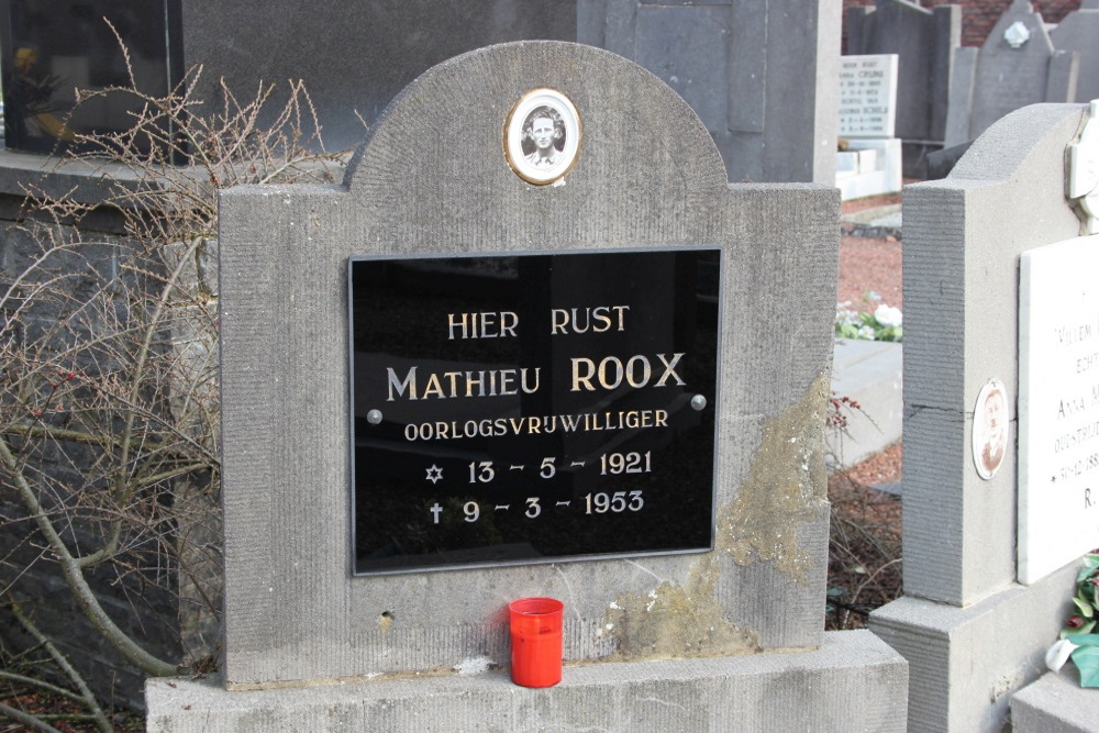 Belgian Graves Veterans Veldwezelt #2