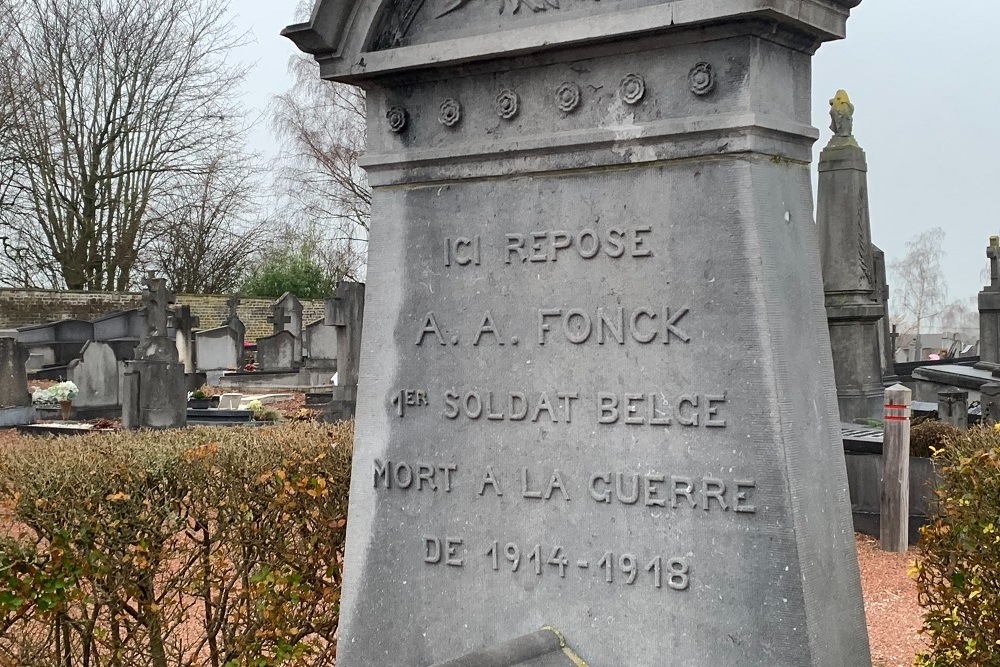 Grave Antoine-Adolphe Fonck #2