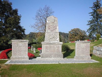 Oorlogsmonument Lampoldshausen #1