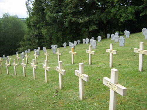 Frans-Duitse Oorlogsbegraafplaats Malome #4