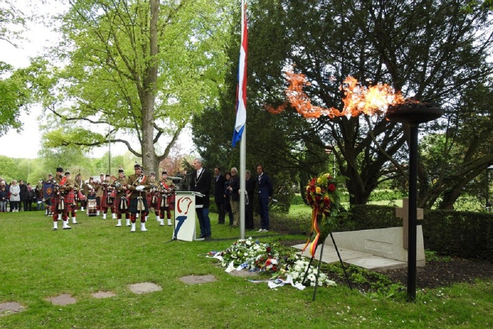 Oorlogsmonument Beekbergen #4