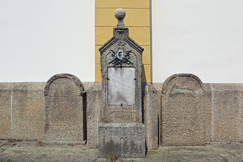 Oorlogsmonument Langschwarza