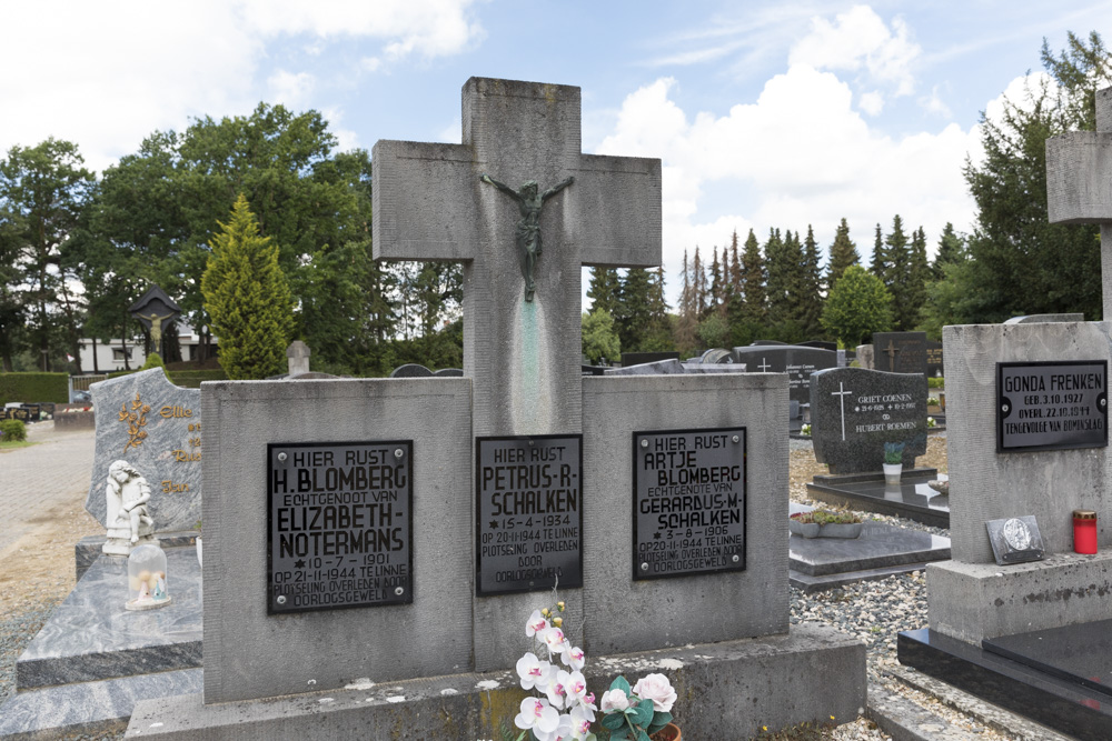 Dutch War Graves Montfort Municipal Cemetery #1