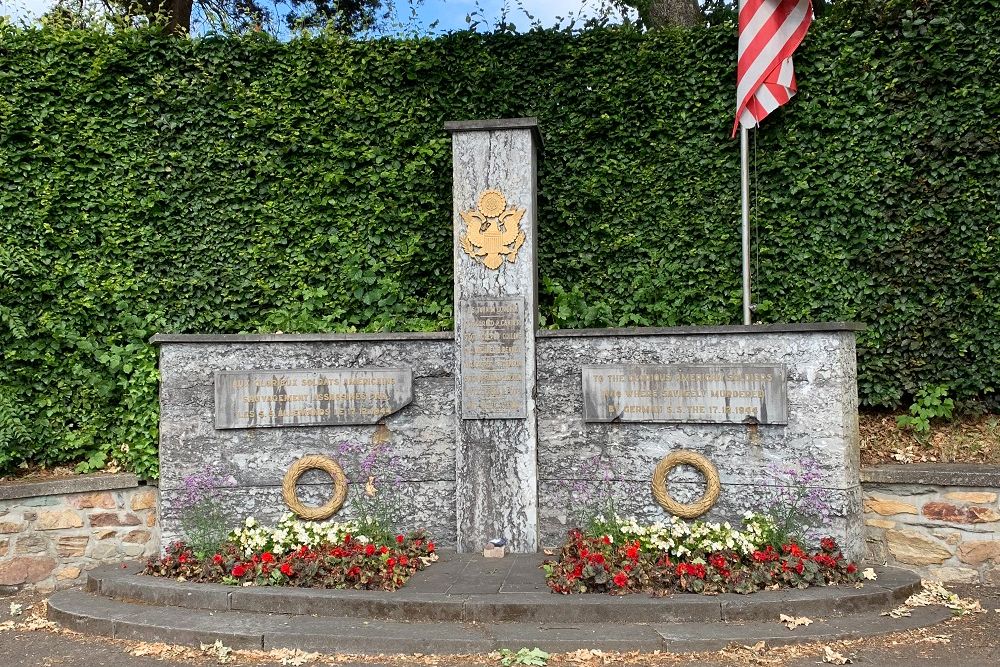 Monument US 9th Armoured Division