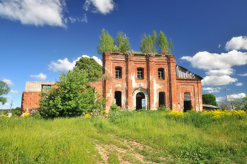 Voormalige Locatie Veldgraf Generaal Mikhail Efremov #1