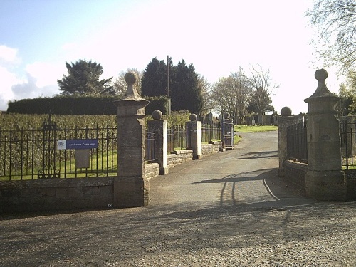 Commonwealth War Graves Arkleston Cemetery