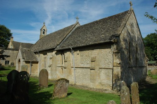 Oorlogsgraf van het Gemenebest St. Nicholas Churchyard