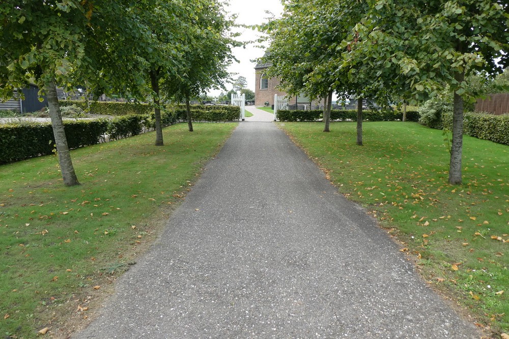 Dutch-Indies Memorial Municipal Cemetery Giethoorn #2