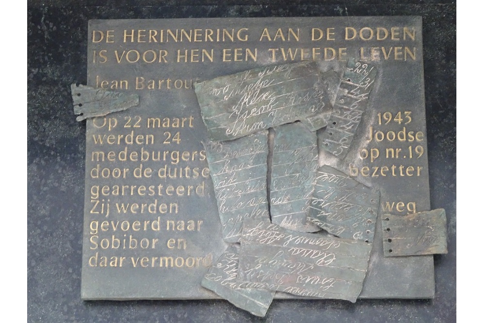 Memorial Reinkenstraat flat nr. 19